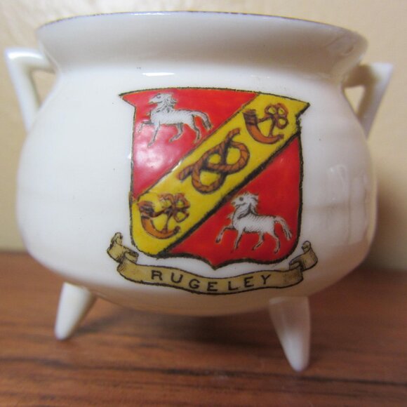 W.H. Goss crested heraldry china vintage Rugeley (GC069 Grace) - Picture 3 of 7